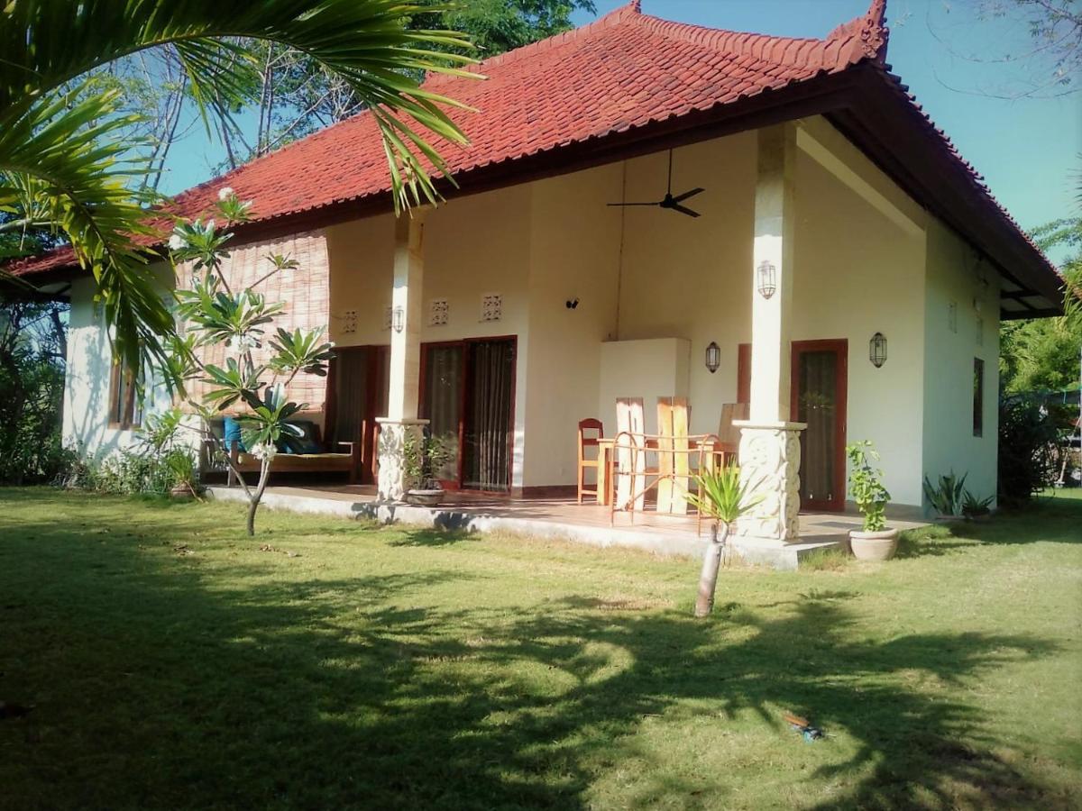 Batu Ampar Menjangan Otel Banyuwedang Oda fotoğraf