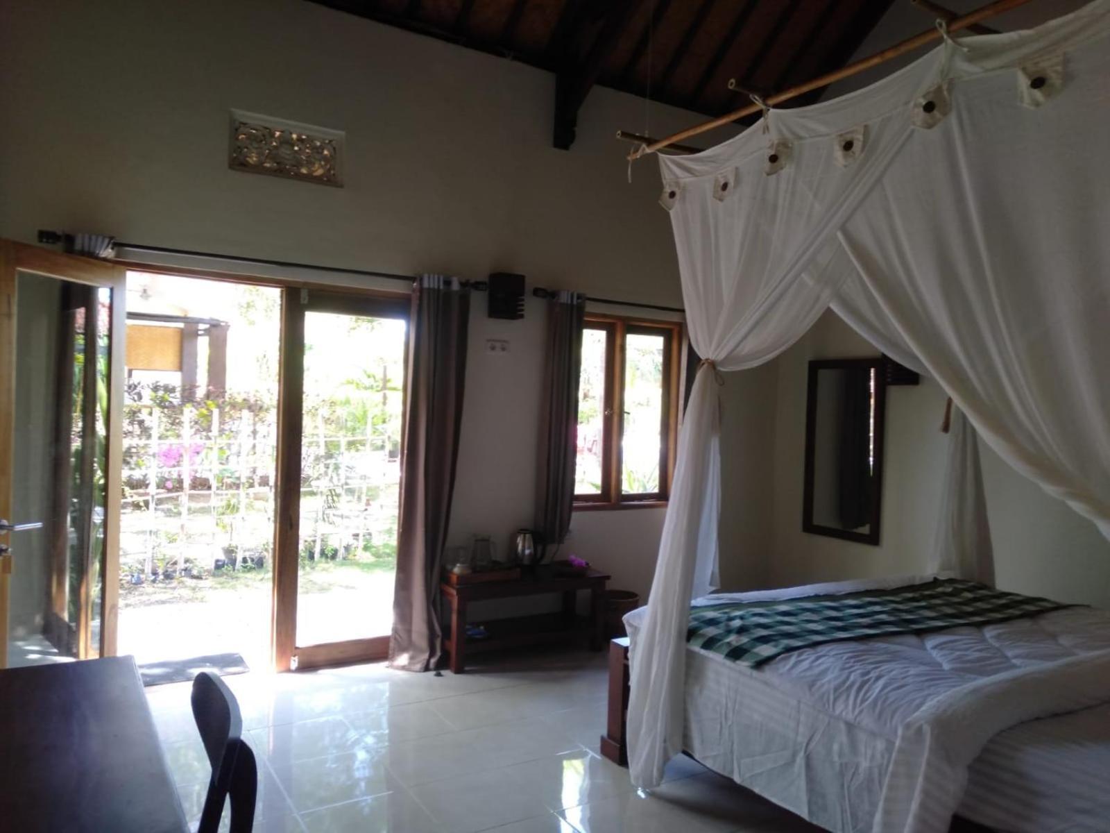 Batu Ampar Menjangan Otel Banyuwedang Dış mekan fotoğraf