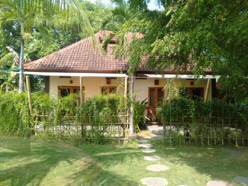 Batu Ampar Menjangan Otel Banyuwedang Dış mekan fotoğraf