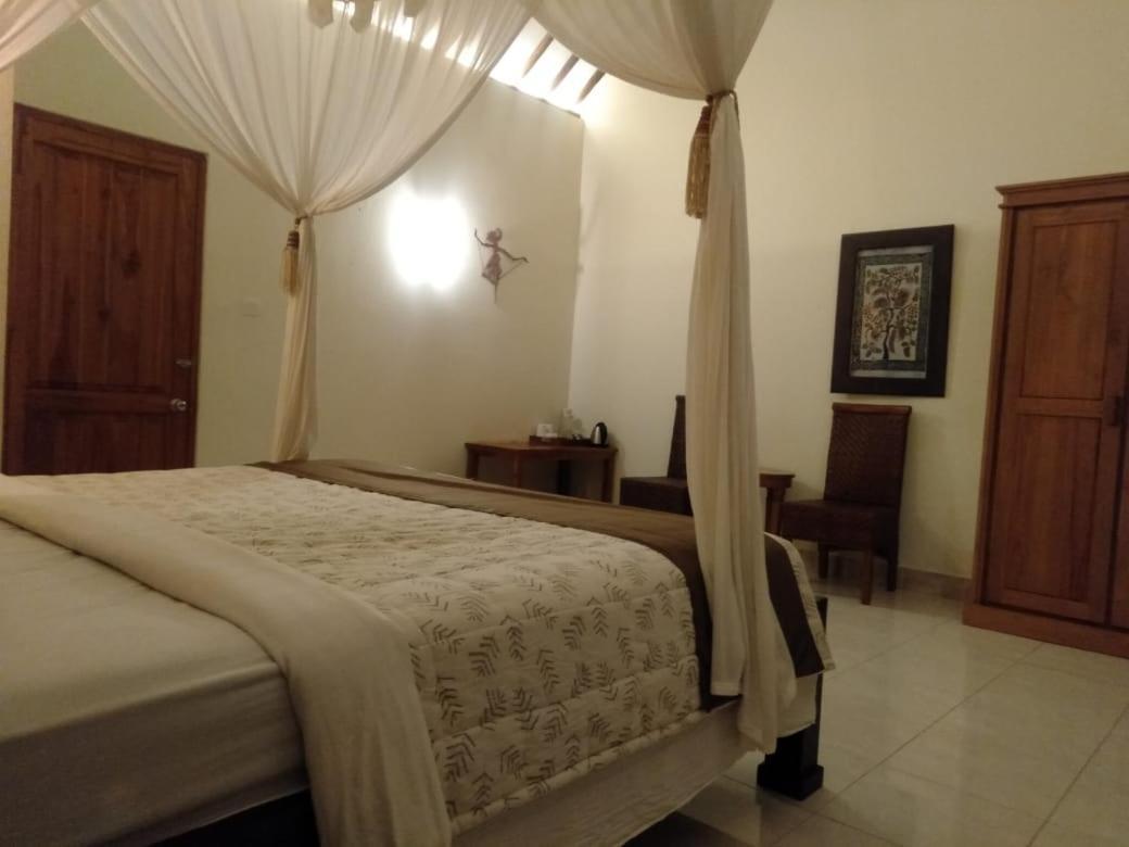 Batu Ampar Menjangan Otel Banyuwedang Dış mekan fotoğraf